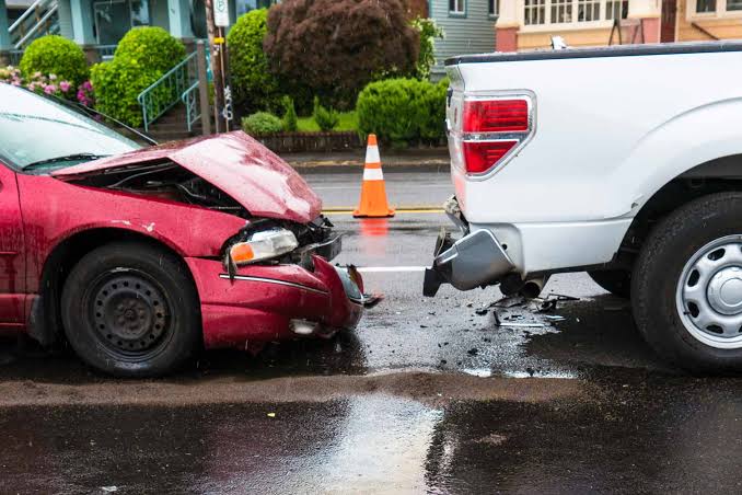 Automobile Accident 3 images (1)